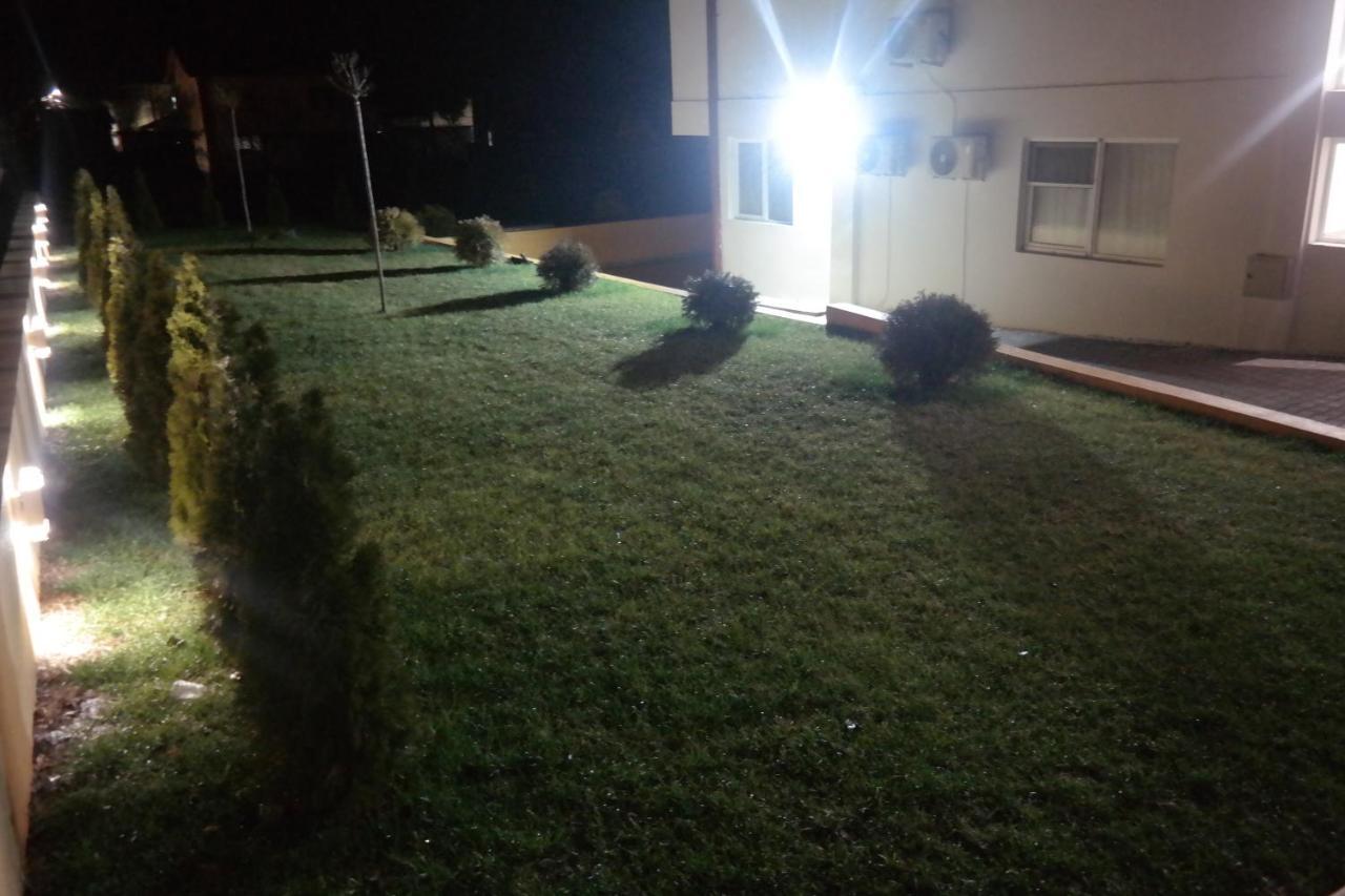 Villa Family Kumanovo Exteriér fotografie
